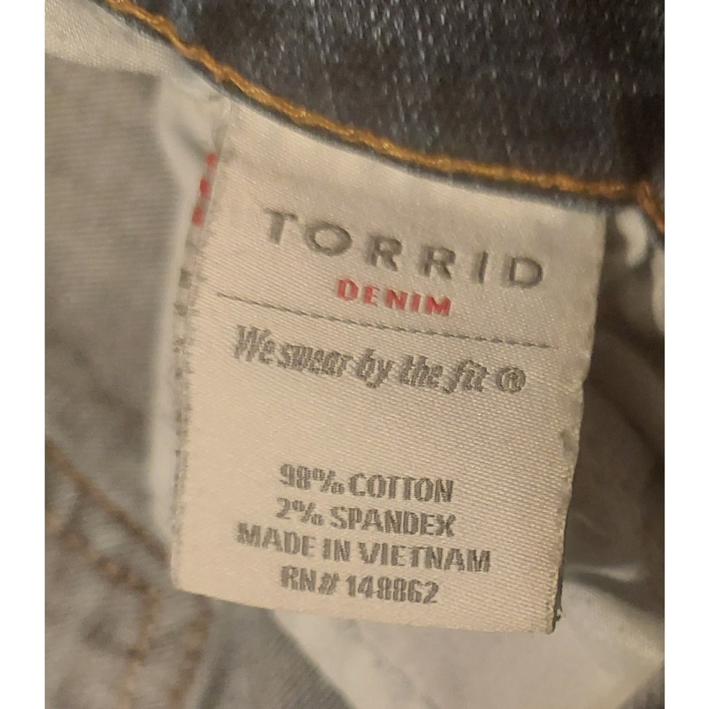 Torrid Raw Hem Distress Boyfriend Blue Jean SZ 18 - Picture 3 of 5